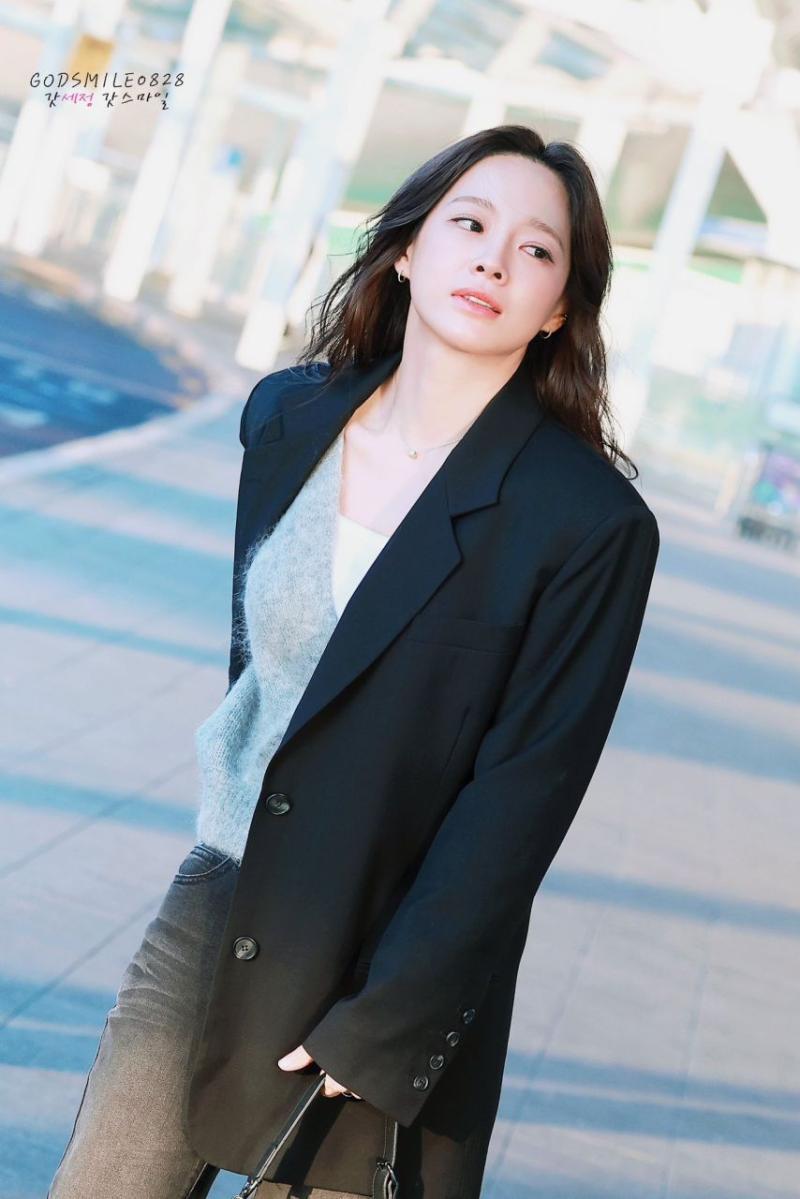 김세정