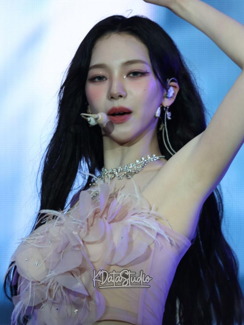 에스파 카리나