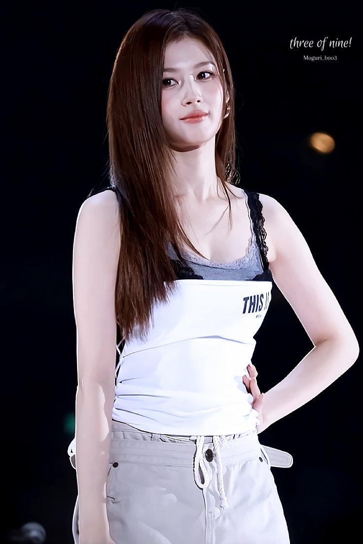 트와이스 사나