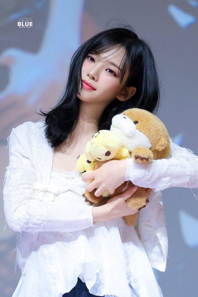 에스파 카리나