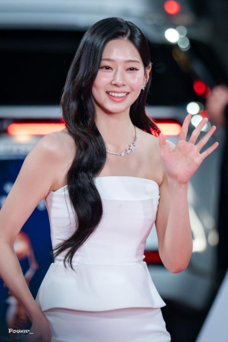 배우 김민주