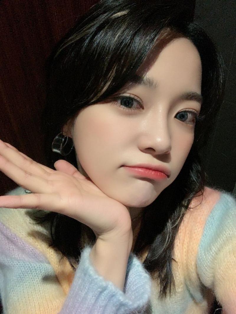 김세정