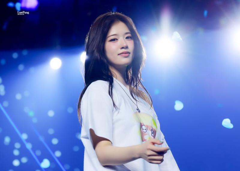 아이브 안유진