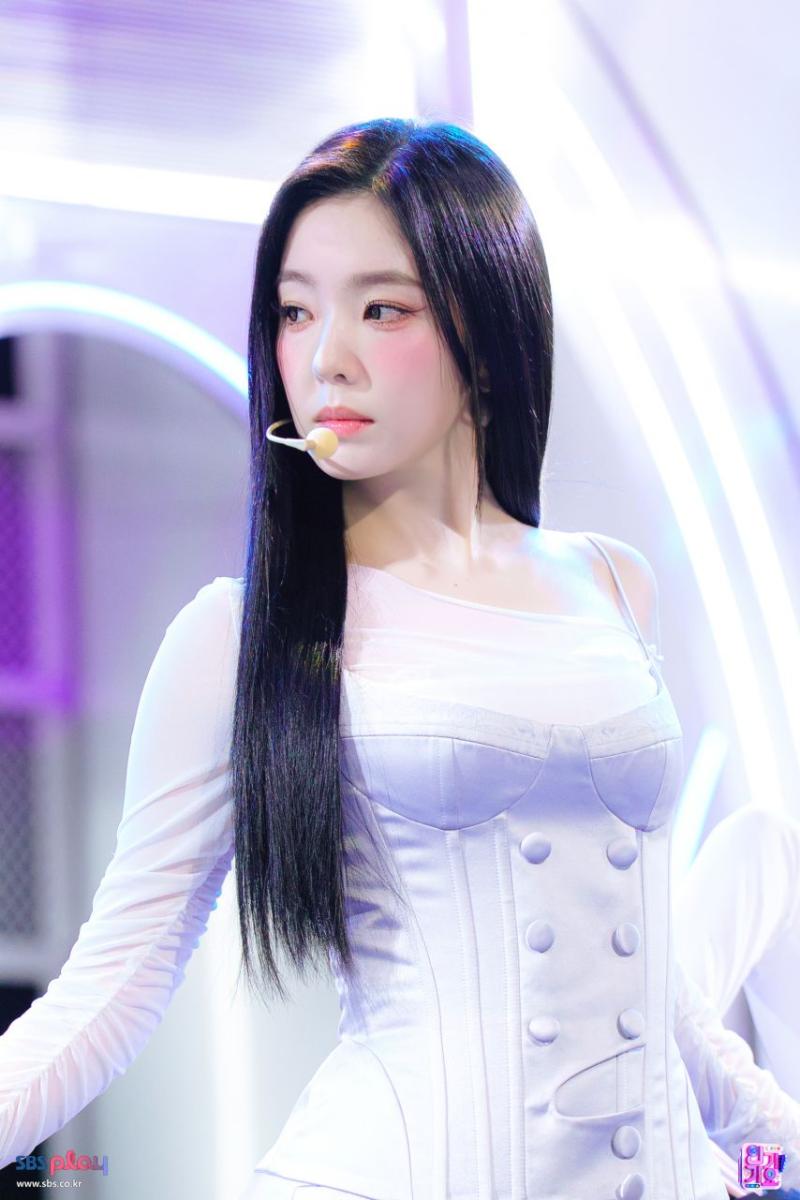 레드벨벳 아이린 인기가요 현장포토