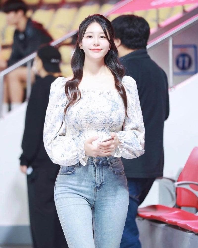 이지현 아나운서 풍만한 그녀