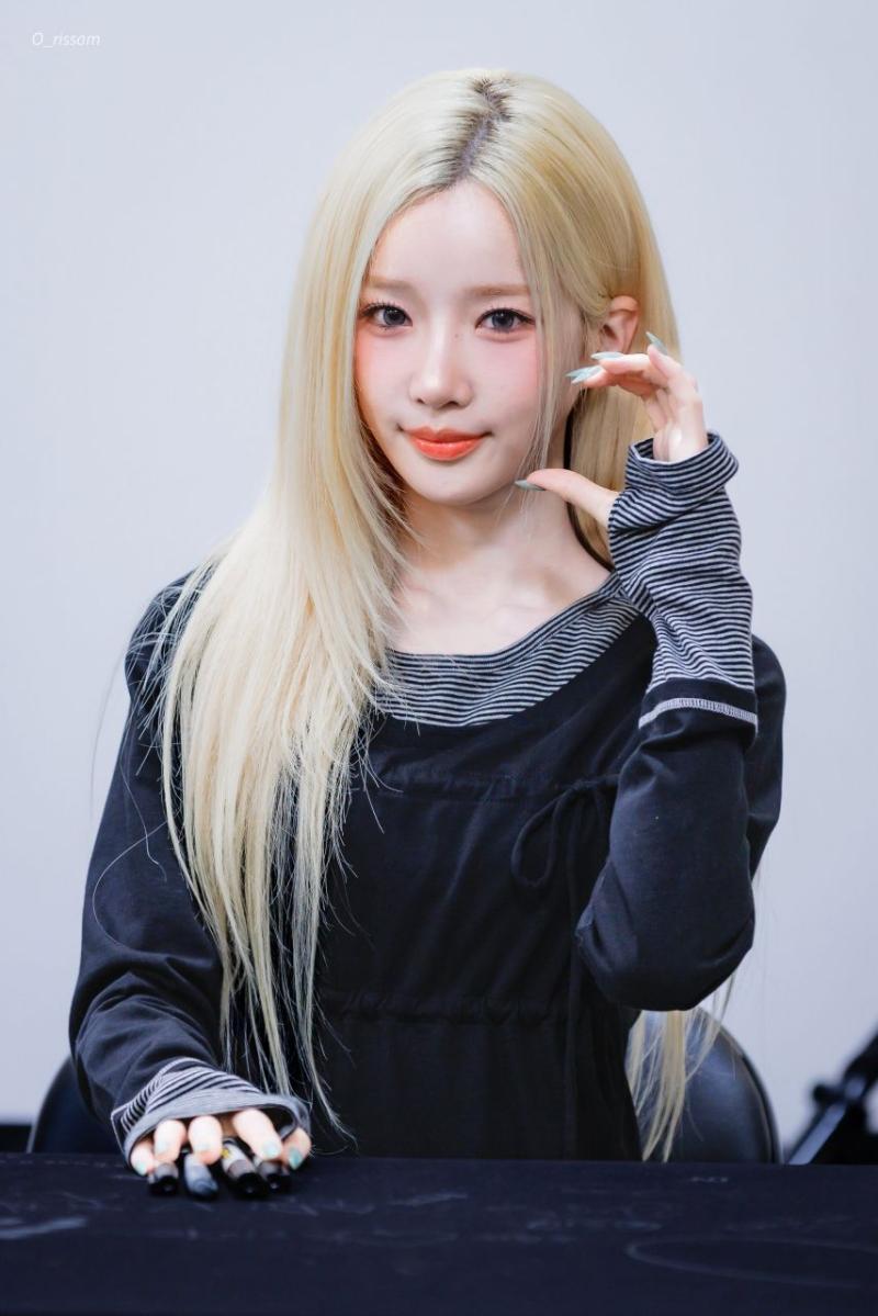 트리플에스 김유연 260411