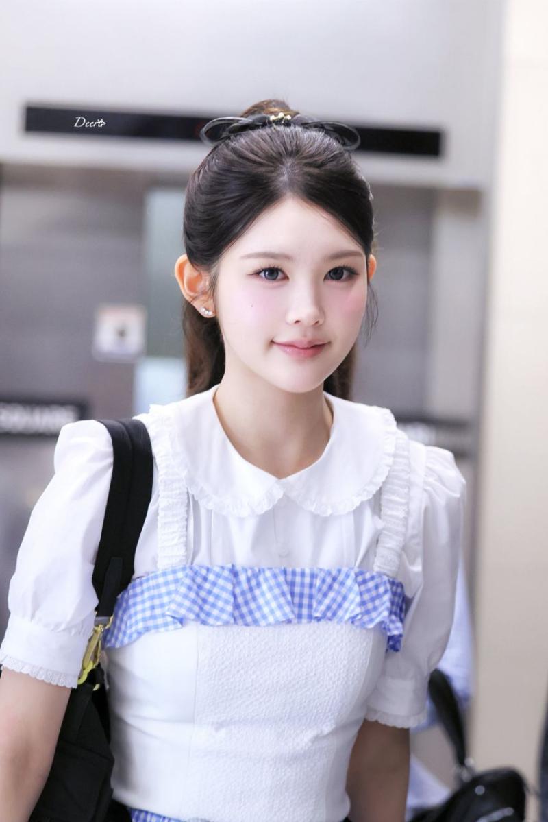 하츠투하츠 에이나