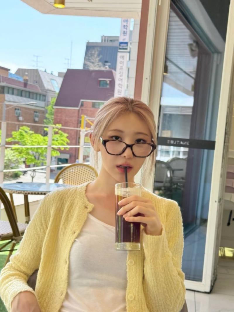 이채연