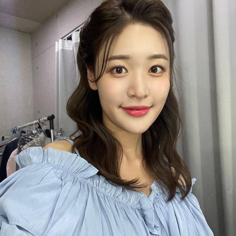 추지윤 아나운서