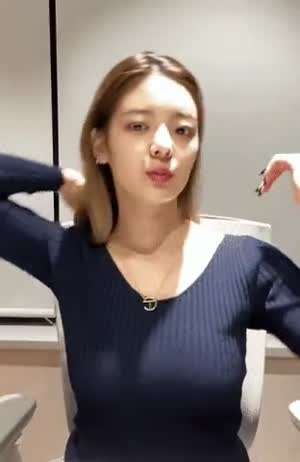 ITZY-리아