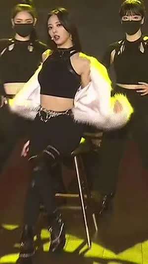 ITZY-유나