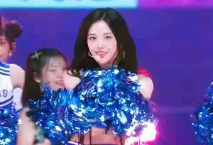 아이브 안유진