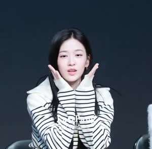 아이브 안유진