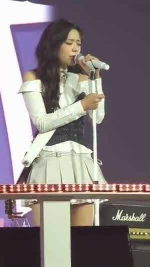 QWER 시연