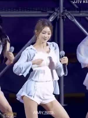 프로미스나인-이나경