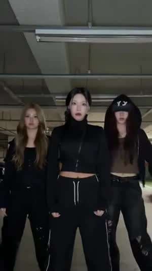라잇썸 상아, 초원, 주현