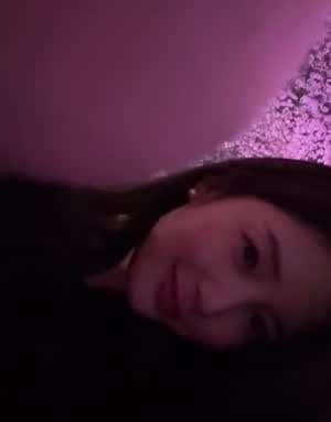 윤채경