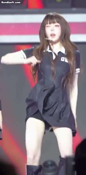 트리플에스 정혜린 검정 속바지 도끼.mp4