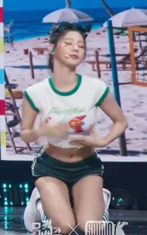 크롭티 돌핀팬츠 입은 아이들 미연 복부 배꼽 3종