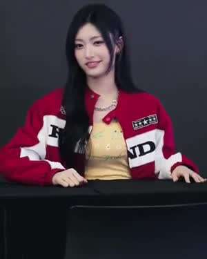 오드유스 써머 팬사인회 상상하게 하는 들썩들썩.mp4