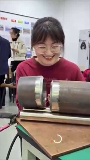 여자 용접공