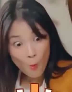 사과 쪼개는 덱스에 눈 커지는 김혜윤.mp4