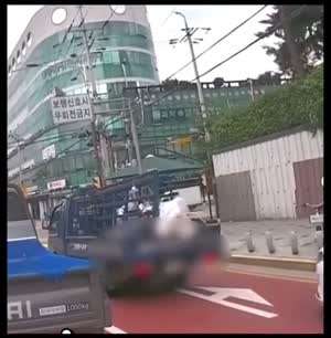 뒤에서 빵빵거려서 한마디하는 트럭아재