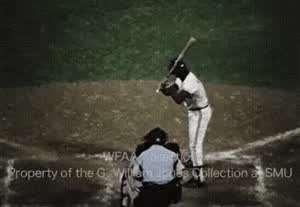 야구에서 번트를 대는 이유.gif