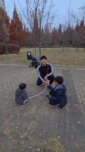 가족간 탄도미사일
